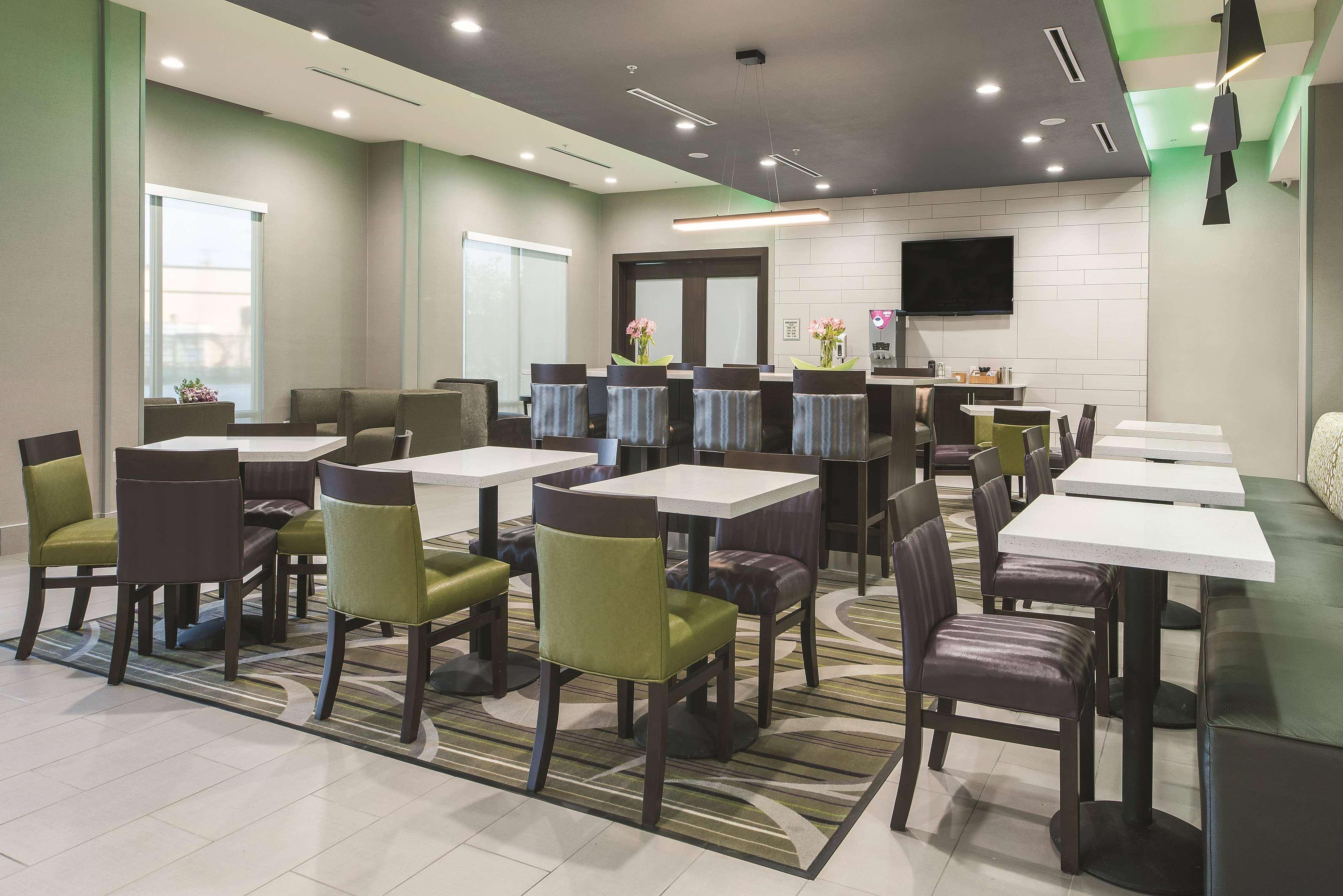 La Quinta By Wyndham Fort Worth West - I-30 Экстерьер фото