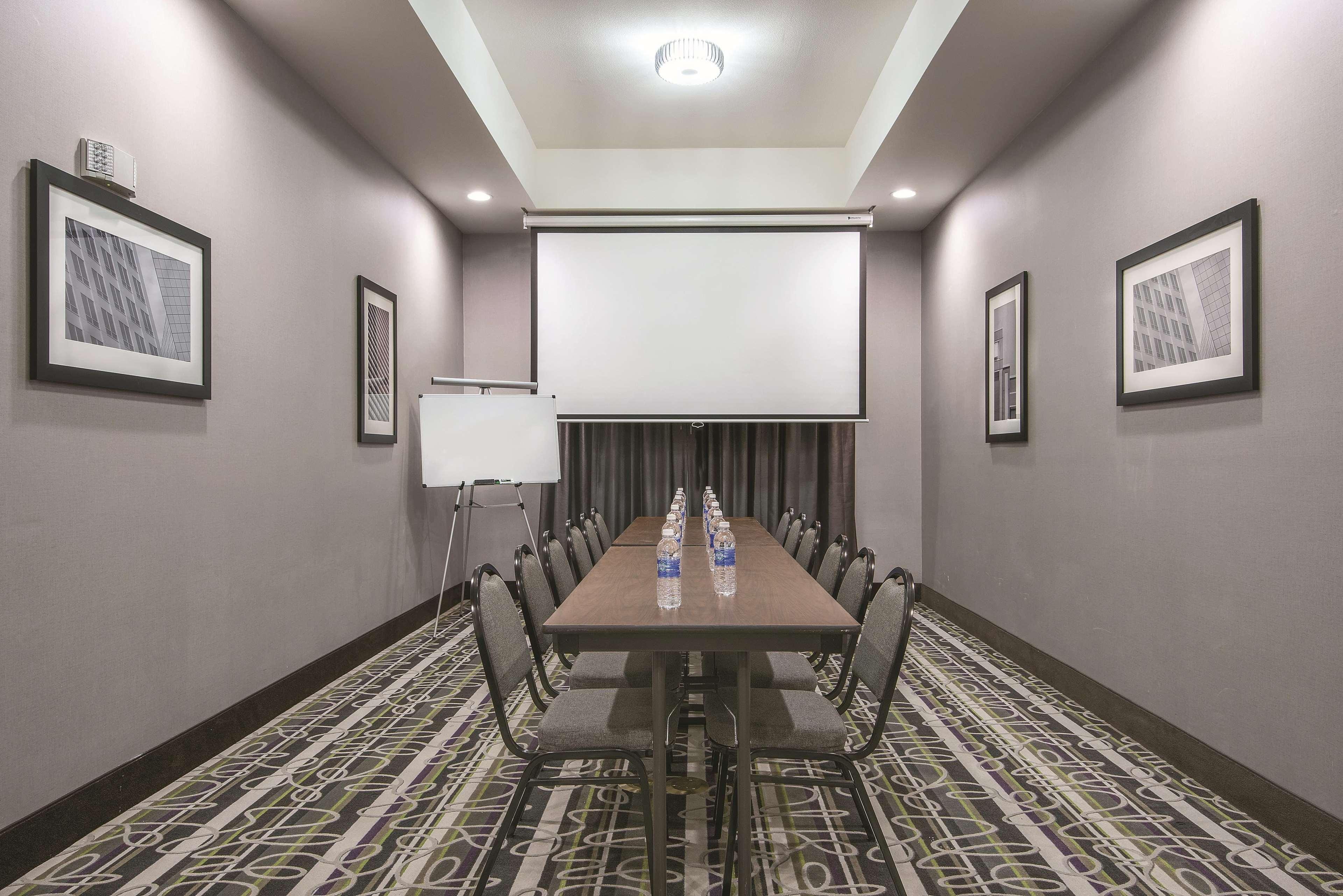 La Quinta By Wyndham Fort Worth West - I-30 Экстерьер фото